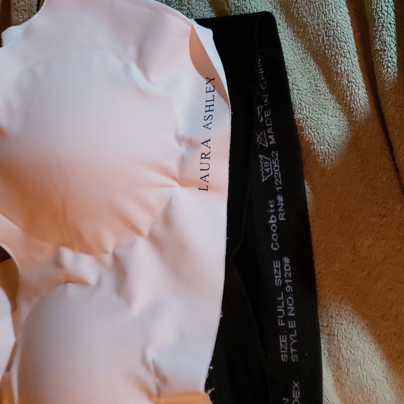 Duo Bra's | Pink and Black Bra 's - Picture 12 of 14